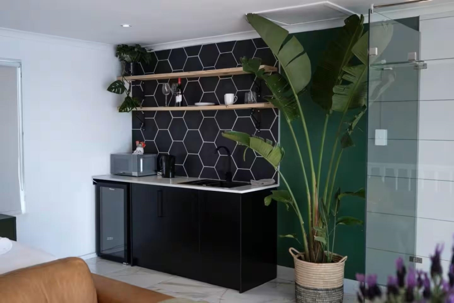 2 Bedroom Property for Sale in Sea Point Western Cape